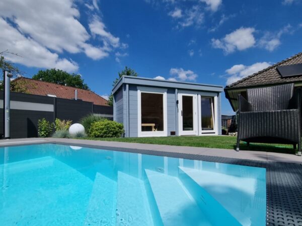 Gartensauna SANDRA 4823, Sauna, Sauna für Außenbereich, Sauna kaufen, Sauna in Vettelschoß, Sauna in Rheinland-Pfalz kaufen, Premium Sauna kaufen, sauna innenraum massivholz, gartensauna wellness innen, hochwertige sauna holz, premium gartensauna sandra 4823, outdoor sauna garten, gartensauna kaufen deutschland