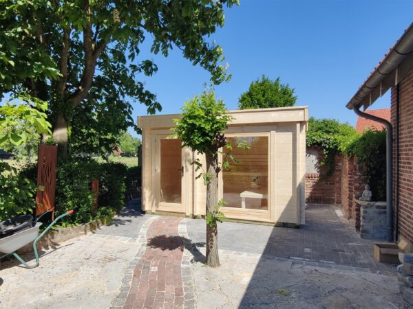 premium gartensauna sandra 3723, outdoor sauna garten, gartensauna kaufen deutschland, gartensauna outdoor massivholz, sauna außenbereich premium, gartensauna modern design, sauna innenraum massivholz, gartensauna wellness innen, hochwertige sauna holz, gartensauna massivholz detail, hochwertige gartensauna verarbeitung, outdoor sauna material