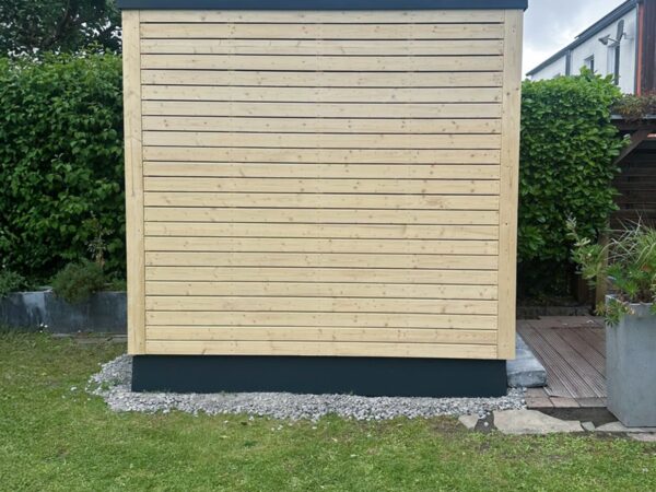 Detailansicht Gartensauna INA hochwertige Holzverarbeitung nordische Fichte