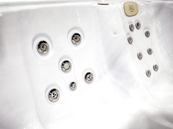 Hydro Massagedüsen von Serenity 6900 Whirlpool