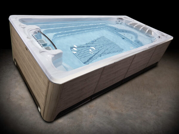 Hydropool Swim Spa AquaTrainer 19EX Seitenansicht Schwimmbereich